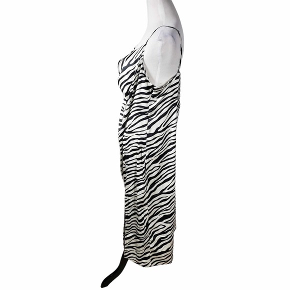 Forever 21 Plus size 1X Black & White Zebra Print Cami Maxi Dress - Picture 4 of 10